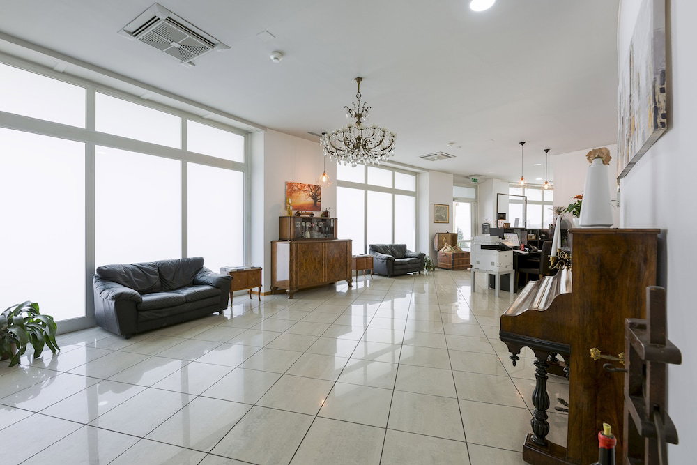Lugano Center GuestHouse, Швейцария