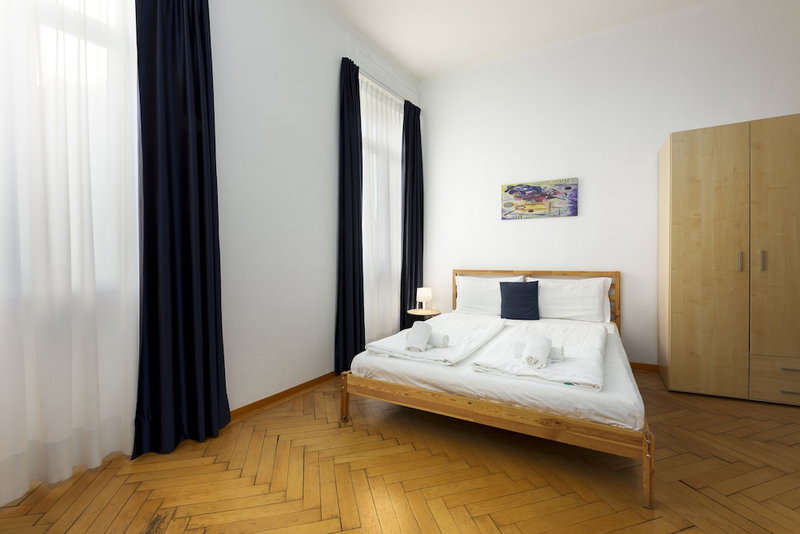 Lugano Center GuestHouse, Lugano, Швейцария
