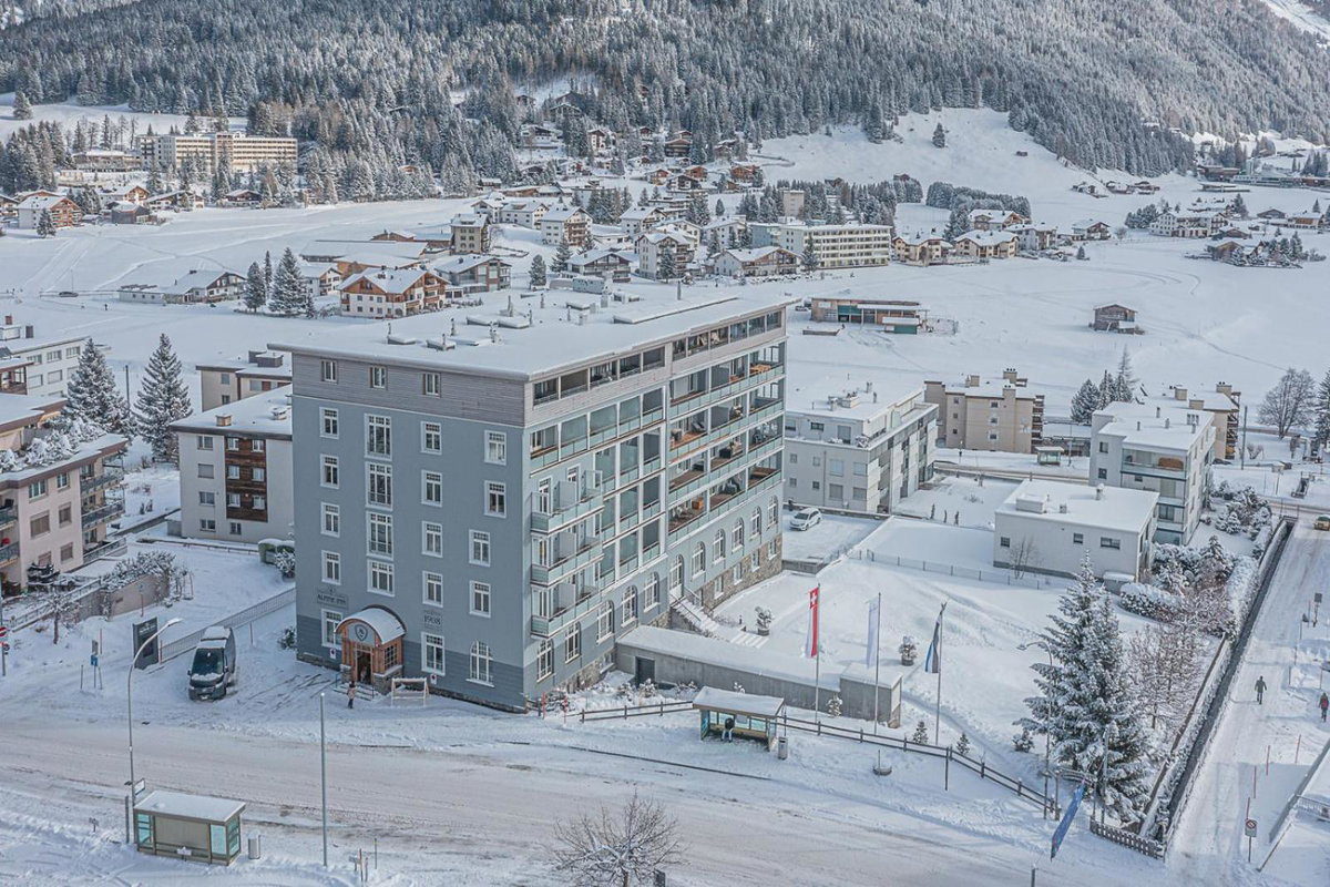 Отель · ALPINE INN Davos, Chur