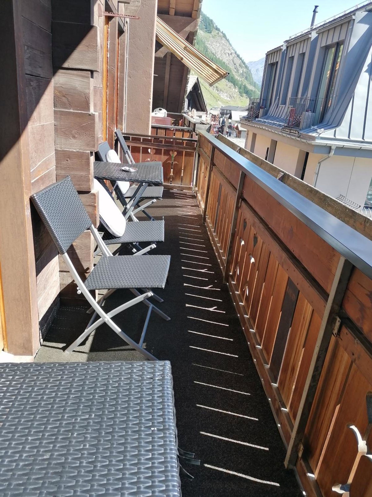 Petit Helvetia Budget Hotel, Швейцария
