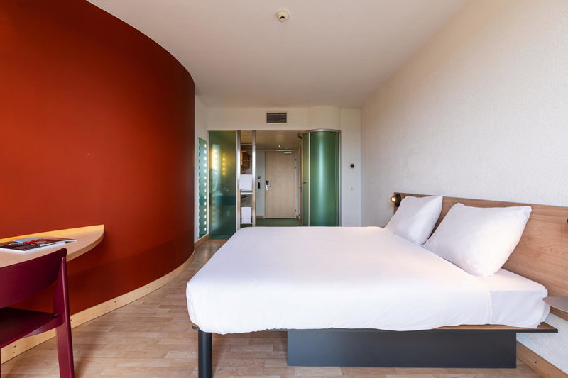 B&B HOTEL Lully 3 Lakes, Yverdon-les-Bains, Suisse