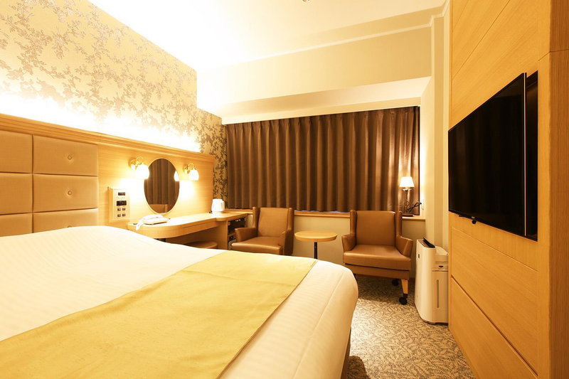 Kobe Luminous Hotel Sannomiya, Kobe, Japon