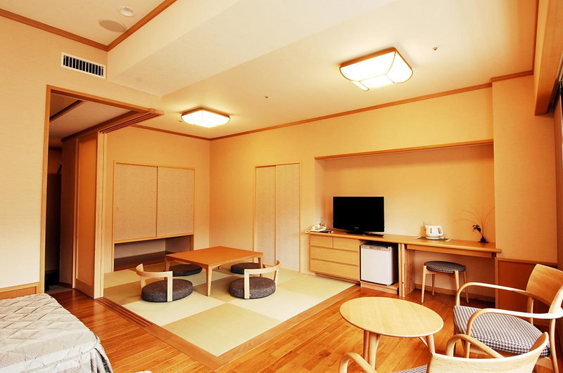 Suimeikan, Gero, Japan
