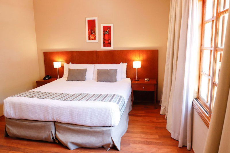 Howard Johnson by Wyndham Escobar Hotel, Tortuguitas, Argentina