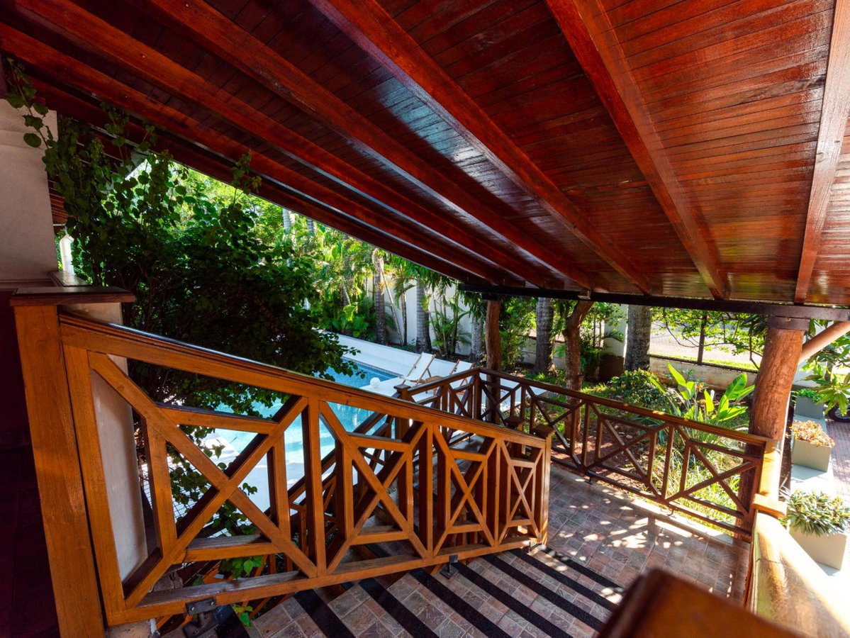 Palma Real Posada, Argentina
