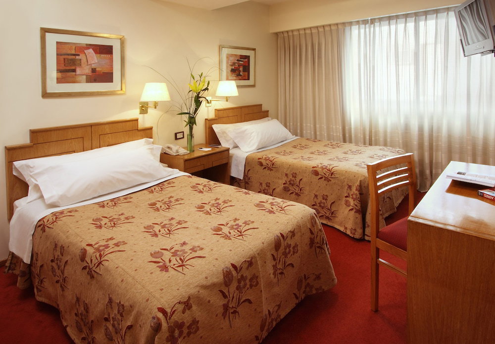 Wilton Hotel, Аргентина