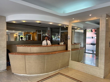 Hotel La Perla, Balvanera, Argentina