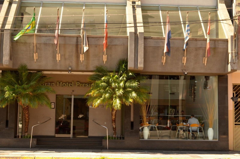 Gran Hotel Presidente, Salta, Argentina