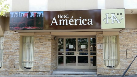 Hotel América, Mendoza, Argentina