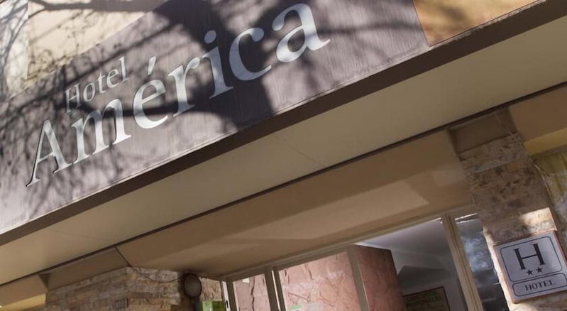 Hotel América, Mendoza, Argentina