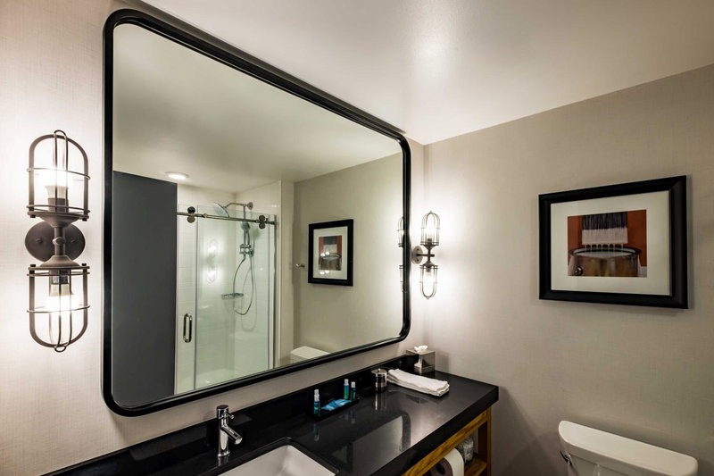 Hotel Indigo - Madison Downtown by IHG, Madison, United States