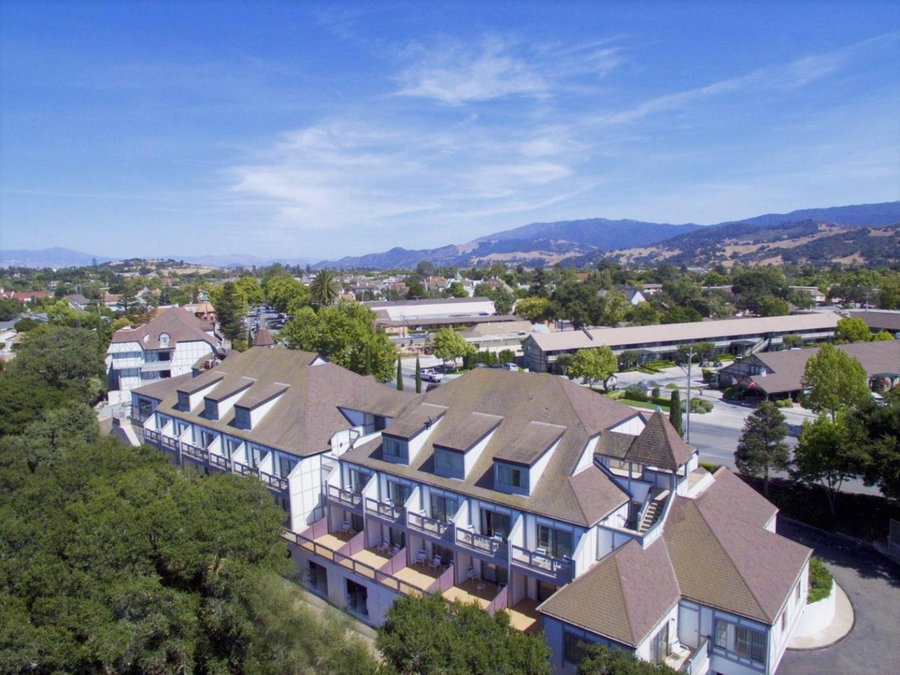 Vinland Hotel and Lounge, Solvang, United States
