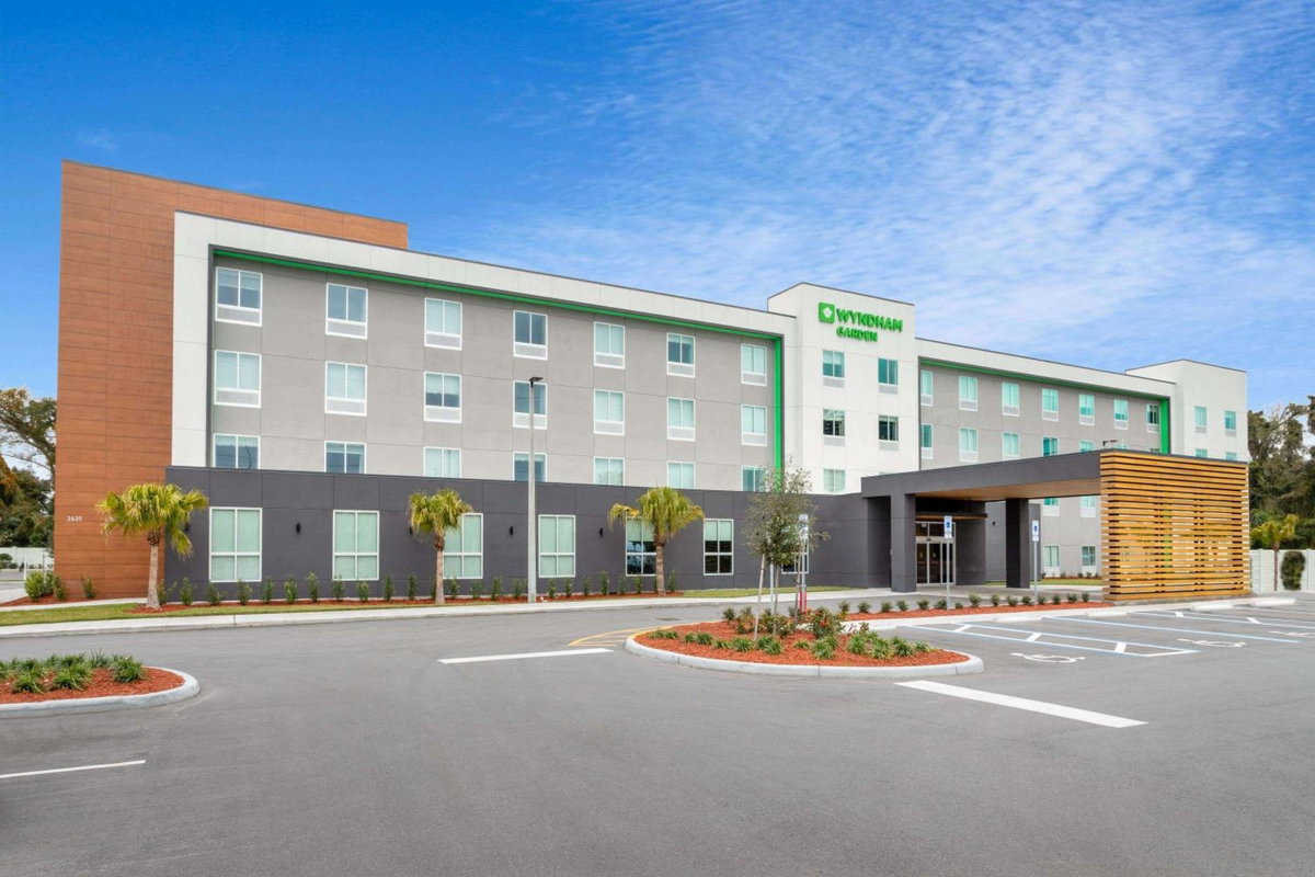 Hôtel · Wyndham Garden Orlando Airport - Free Airport Shuttle - PARK N' FLY Available, Southchase