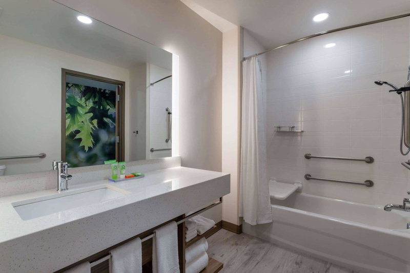 Wyndham Garden Orlando Airport - Free Airport Shuttle - PARK N' FLY Available, Southchase, Vereinigte Staaten