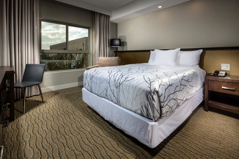 Hotel Aventura, Koreatown, United States