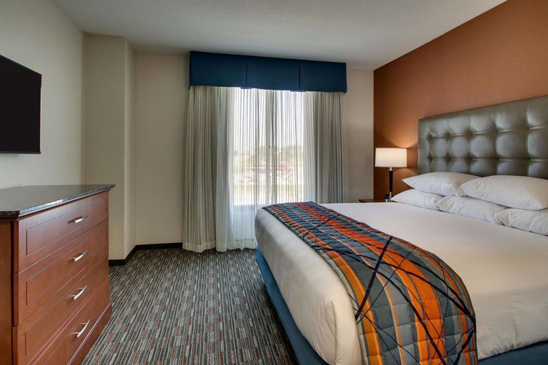 Drury Inn & Suites Iowa City Coralville, Coralville, United States