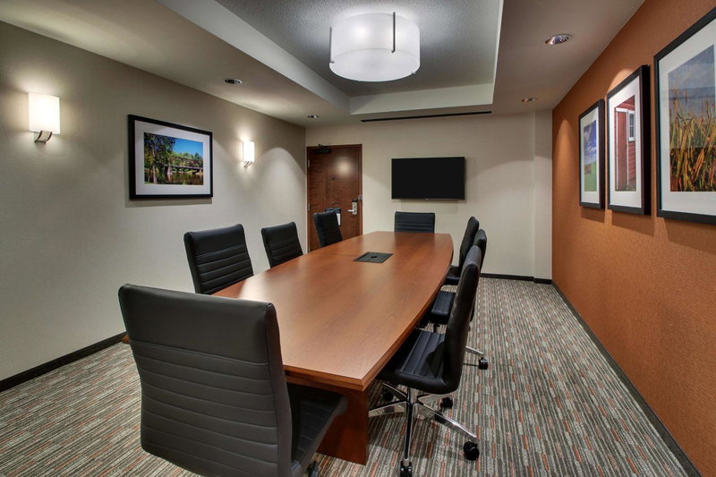 Drury Inn & Suites Iowa City Coralville, Coralville, United States