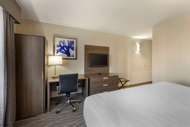 Best Western Plus Nashville Airport Hotel - BNA, Hermitage, United States