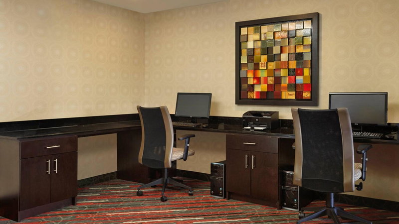 Holiday Inn Express & Suites Naples Downtown - 5th Avenue by IHG, Naples, Estados Unidos