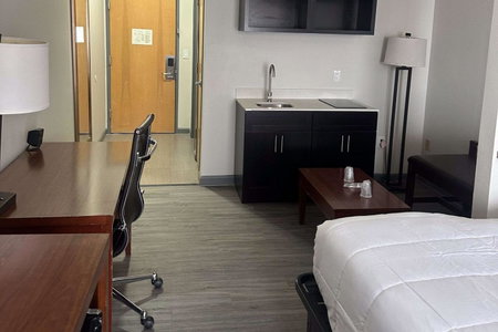 Quality Suites Waldorf, Waldorf, United States
