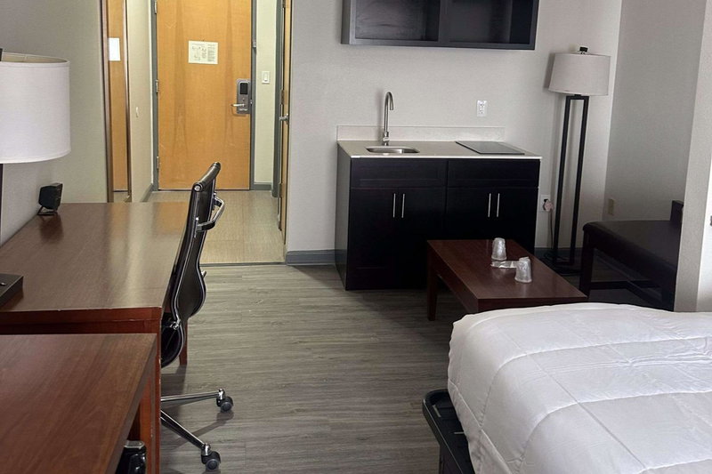 Quality Suites Waldorf, Waldorf, United States