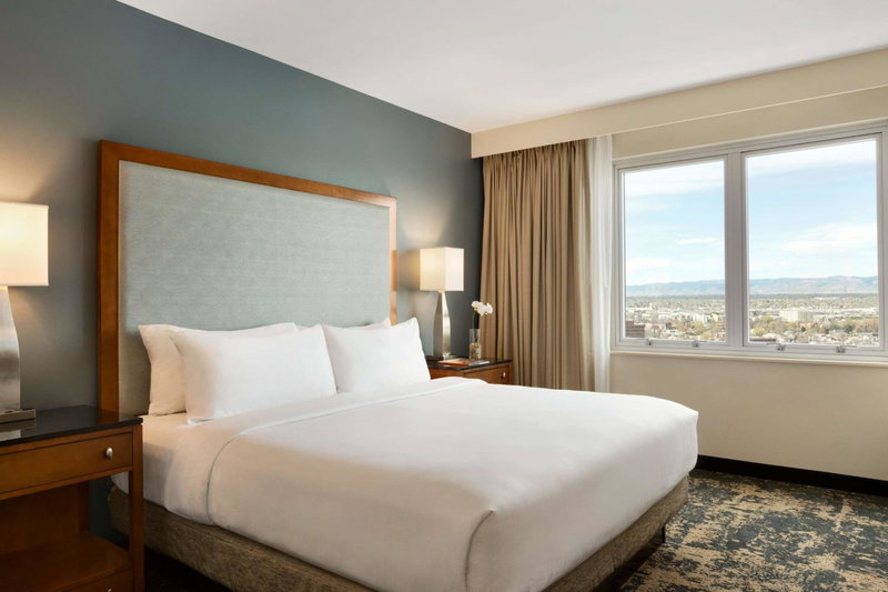 Embassy Suites by Hilton Denver Downtown Convention Center, Denver, United States