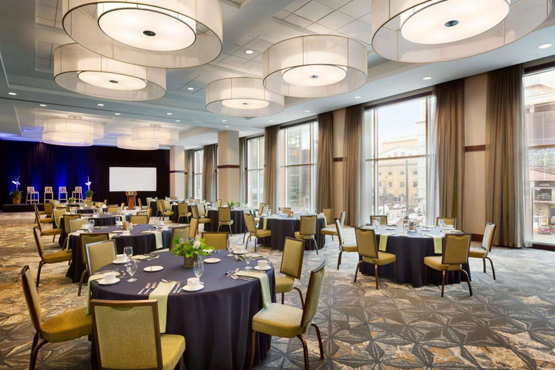 Embassy Suites by Hilton Denver Downtown Convention Center, Denver, United States