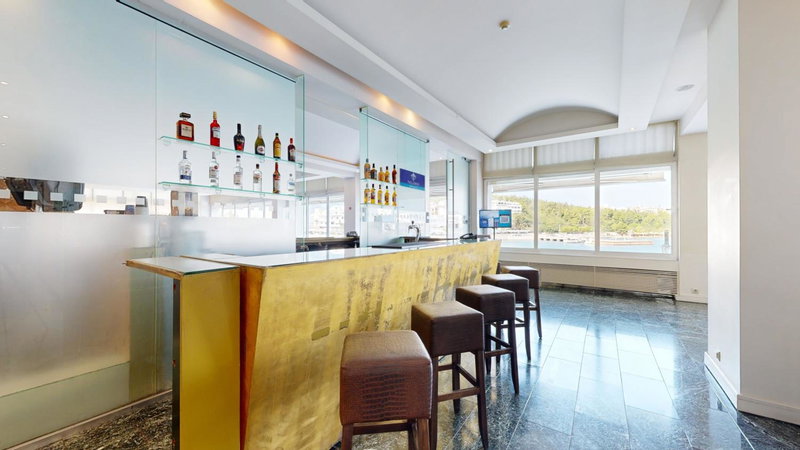 Lucy Hotel, Chalkida, Grèce