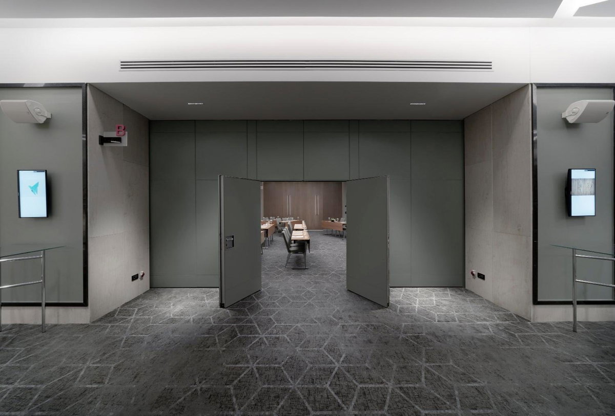 Hotel · Crowne Plaza Athens City Centre by IHG, Zografos