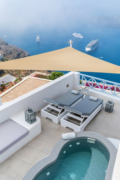 Blue Dolphins Apartments & Suites, Santorini, Греция