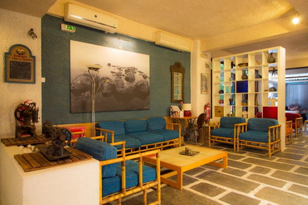 Apollonia Hotel Apartments, Vari, Greece