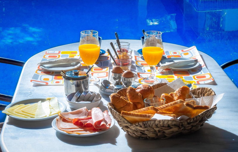 Apollonia Hotel Apartments, Vari, Greece
