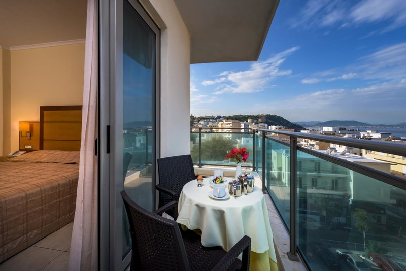 Manousos City Hotel, Rodos, Греция