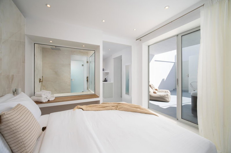 Cycladic Suites & Spa, Fira, Greece