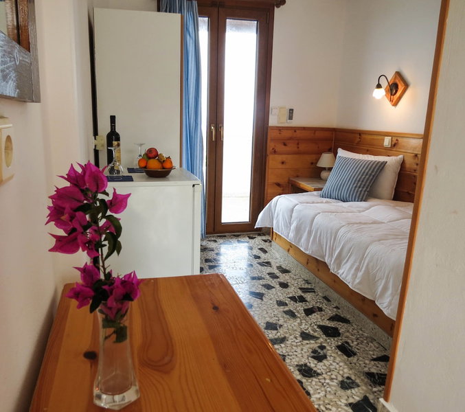 Spiros-Soula Family Hotel & Apartments, Irakleion, Greece