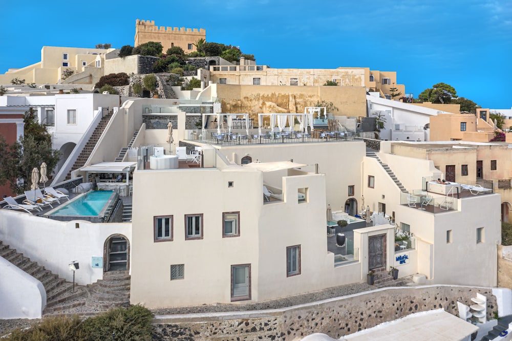 Hôtel · Mythical Blue Luxury Suites, Santorini