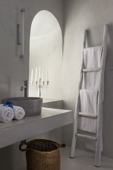 Mythical Blue Luxury Suites, Santorini, Grèce