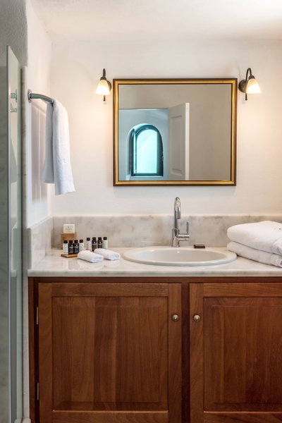 Chelidonia Luxury Suites - Adults Only, Santorini, Greece