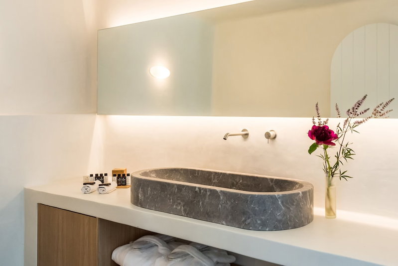 Chelidonia Luxury Suites - Adults Only, Santorini, Greece