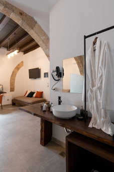 Ancient Knights Luxury Suites, Rodos, Greece