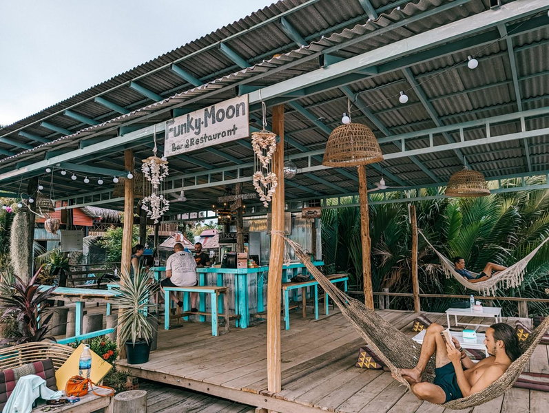 Funky Moon Kampot, Kampot, Камбоджа