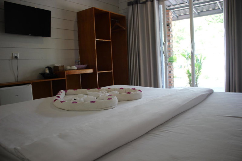 Scarlet Sails Bungalow, Koh Rong Island, Cambodge