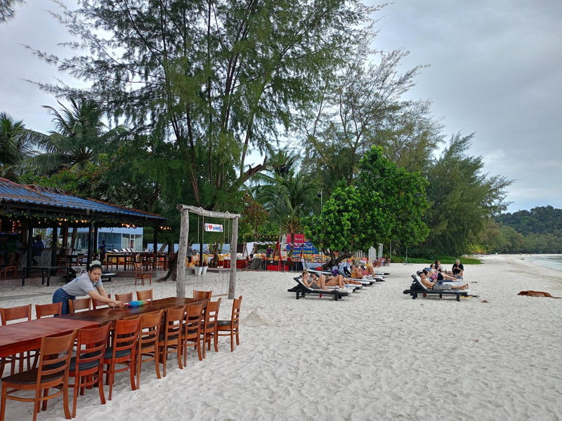 Scarlet Sails Bungalow, Koh Rong Island, Cambodge