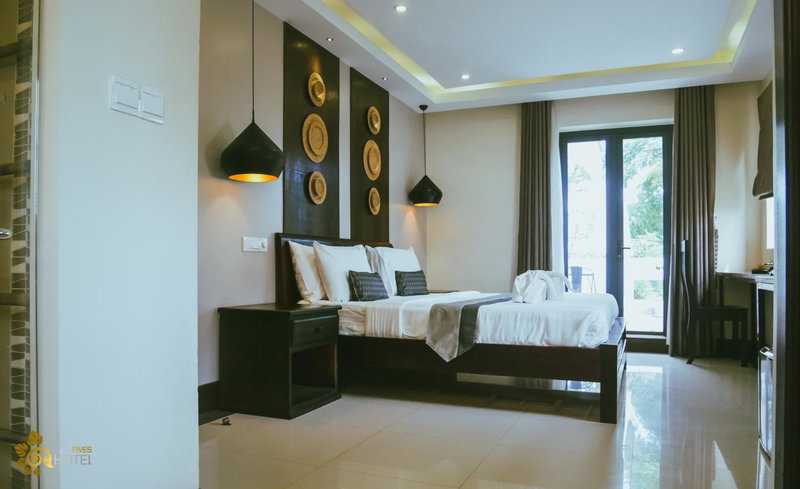 Hotel Five.S, Kampot, Cambodia