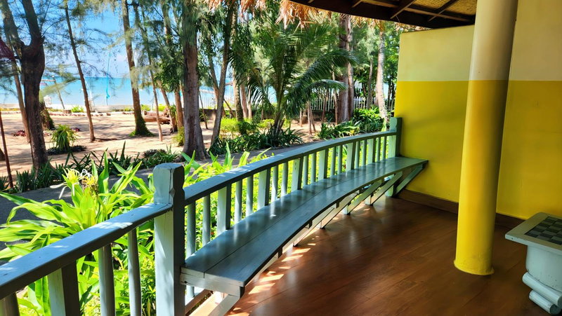 Nataya Round House Coral Bay Resort, Kampot, Cambodia