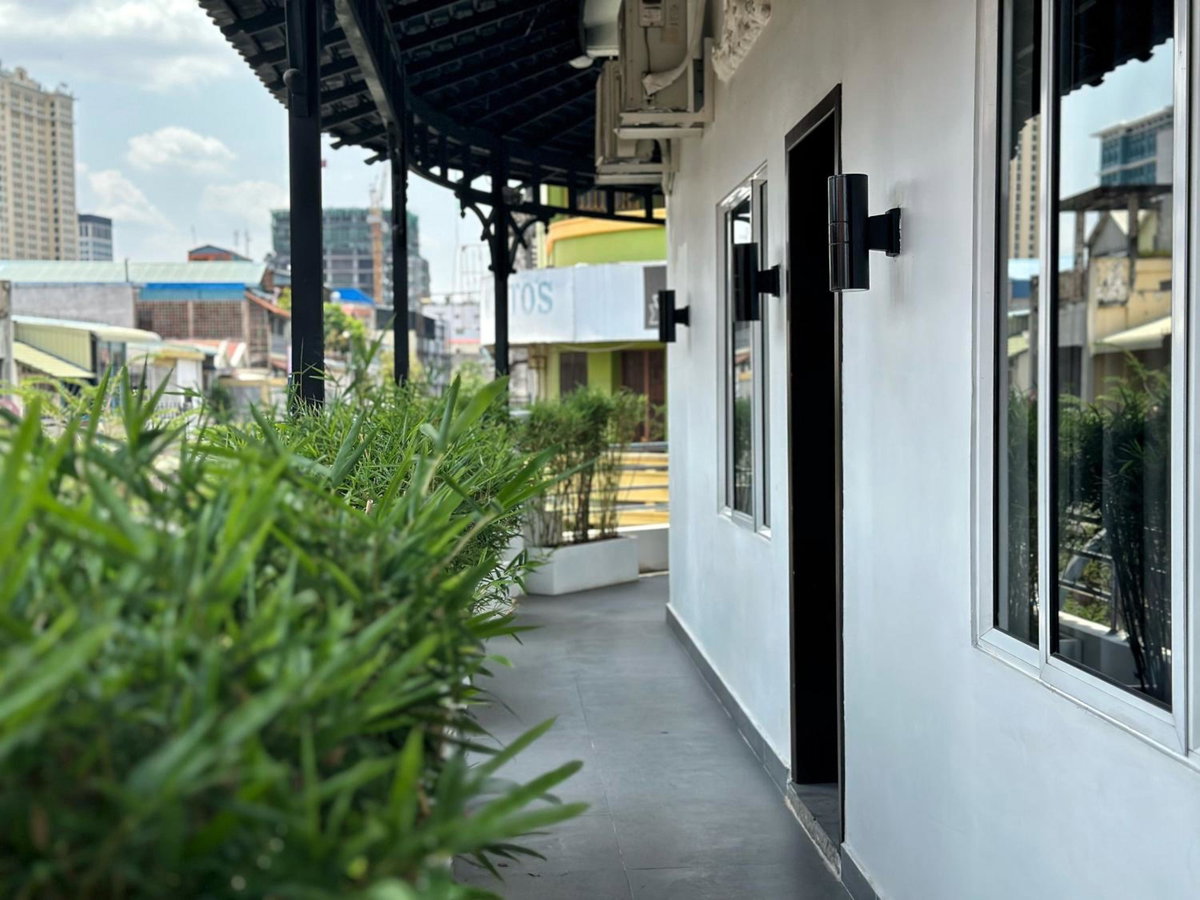 Hotel · Sun Chakra Boutique Hotel - 50m to Museum & Royal Palace & Walking street, Phnom Penh