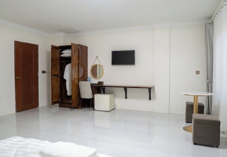 Empire House Phnom Penh, Phnom Penh, Камбоджа