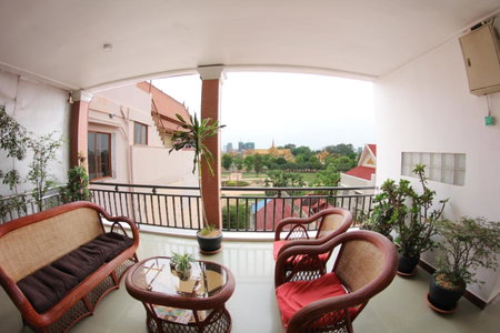 Royal Riverside SkyHotel - Free Laundry, Phnom Penh, Cambodia