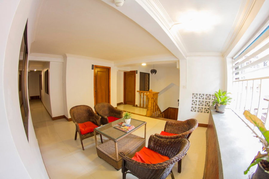 Royal Riverside SkyHotel - Free Laundry, Phnom Penh, Cambodia