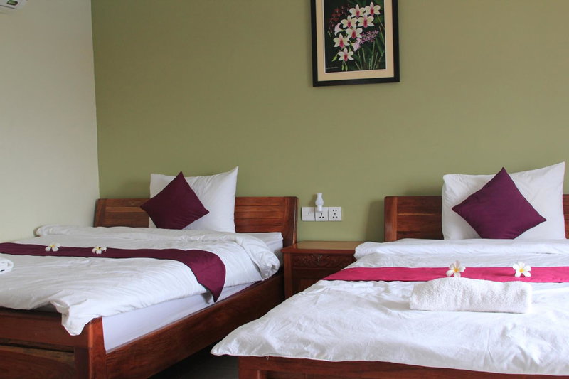 Neakru Guesthouse and Restaurant, Kampot, Cambodia